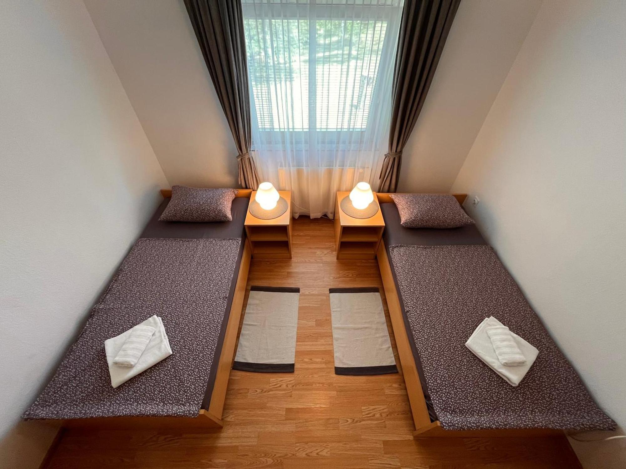 Apartment Gabriela Rakovica Ngoại thất bức ảnh